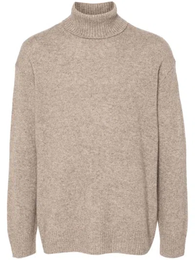 Apc Marc Sweater In Braun