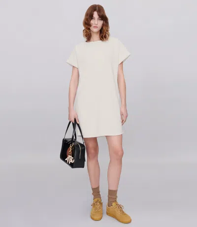 Apc Off-white
