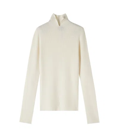 Apc Off-white Aac