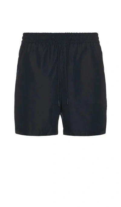 Apc A.p.c. Shorts In Iak Dark Navy