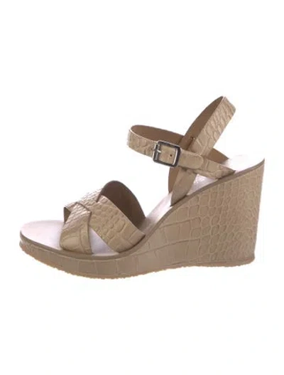 Pre-owned A.p.c. X Katie Holmes Leather Espadrilles In Neutral