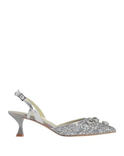 Apepazza Woman Pumps Silver Size 11 Leather