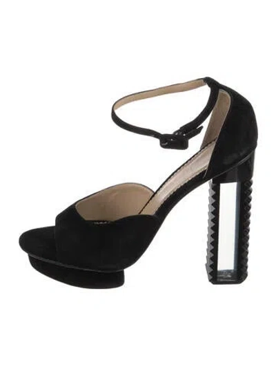Pre-owned Aperlai Suede Pumps In Black