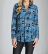 Apny Half Button-up Pullover Tunic Top In Blue Diamond