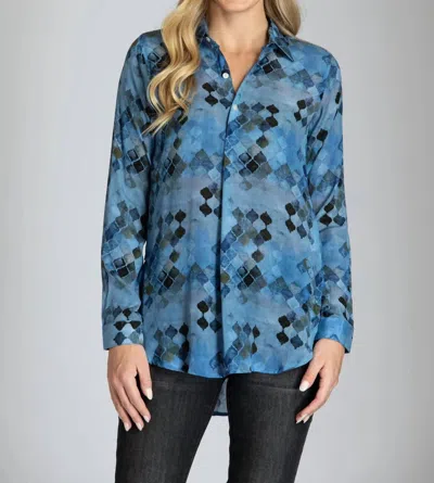 Apny Half Button-up Pullover Tunic Top In Blue Diamond