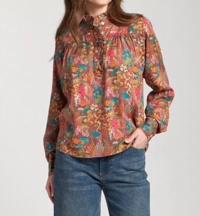 APNY RUFFLE HALF PLACKET BLOUSE IN WINE