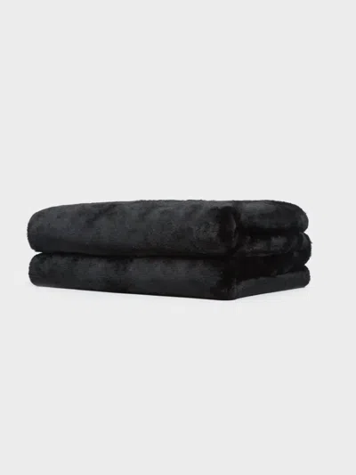 Apparis Brady Blanket In Noir In Black