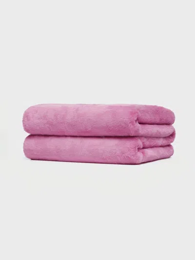 Apparis Brady Faux Fur Blanket In Sugar Pink