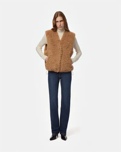 Apparis Lyle Bouclette Vest In Camel