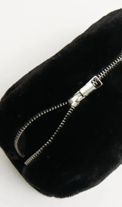 Apparis Noor Pouch In Noir In Black