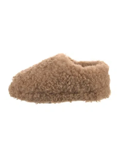 Pre-owned Apparis Shearling Mules In Neutral