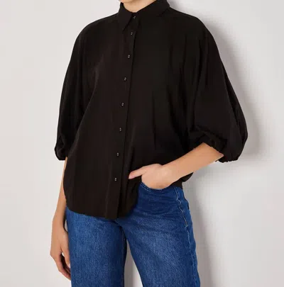 Apricot Puff Sleeve Top In Black