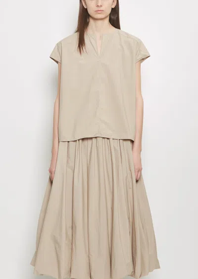 Apuntob Cotton Popeline V-neck Top In Sand