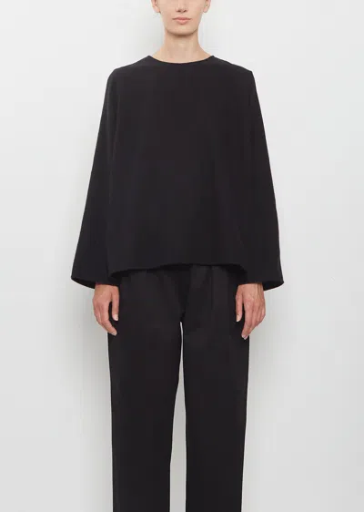 Apuntob Lightweight Cashmere Top In Black