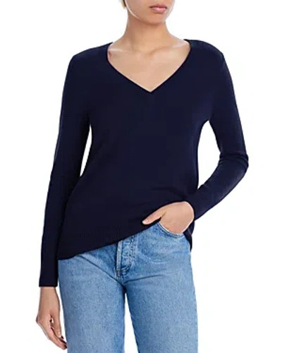 Aqua Cashmere V-neck Cashmere Sweater - Exclusive In Peacoat
