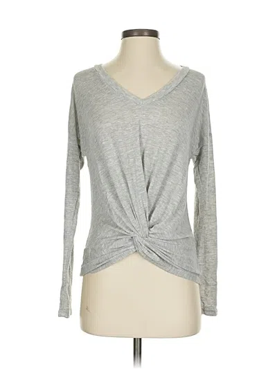 Pre-owned Aqua Long Sleeve T-shirt In Gray