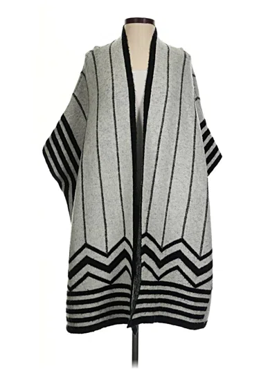 Pre-owned Aqua Poncho In Gray