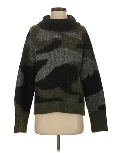 Pre-owned Aqua Turtleneck Sweater In Green