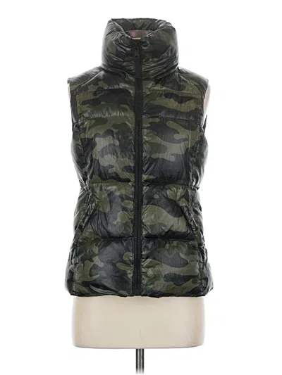 Pre-owned Aqua Vest In Green