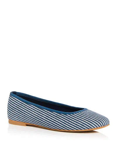 Aqua Women's Kendy Flats - Exclusive In Navy Multi