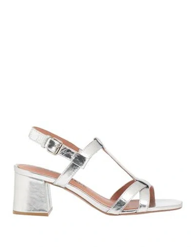 Aquarelle Woman Sandals Silver Size 8 Leather