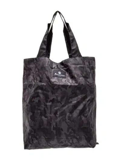 Pre-owned Aquascutum Nylon Tote In Black