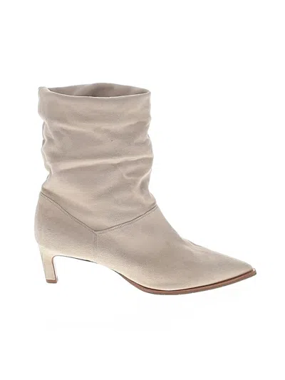 Pre-owned Aquatalia Ankle Boots In White