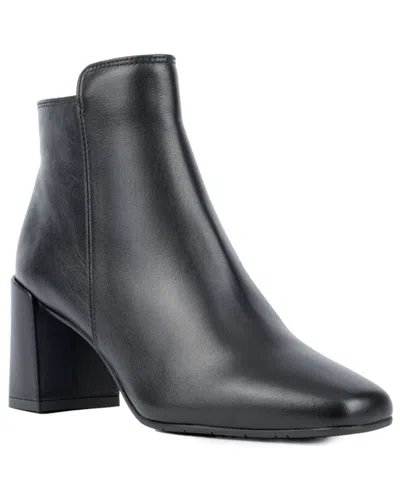 Aquatalia Dolora Weatherproof Leather Boot In Black