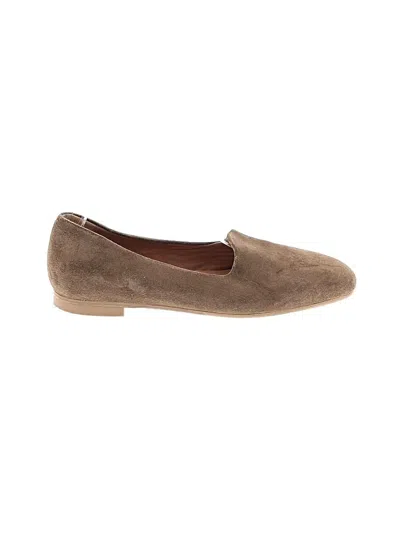 Pre-owned Aquatalia Flats In Brown
