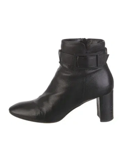 Pre-owned Aquatalia Leather Boots In Black