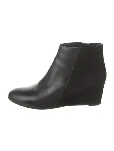Pre-owned Aquatalia Leather Pumps In Black