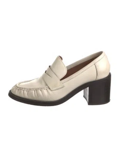 Pre-owned Aquatalia Leather Pumps In Neutral