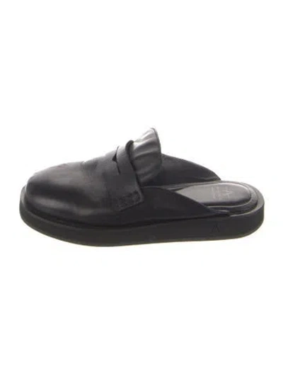 Pre-owned Aquatalia Leather Slides In Black