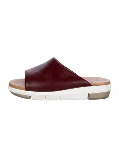 Pre-owned Aquatalia Leather Slides In Red