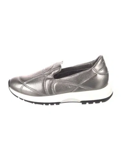 Pre-owned Aquatalia Leather Sneakers In Silver