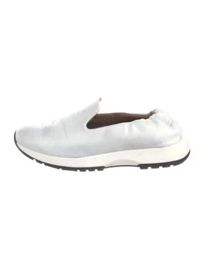 Pre-owned Aquatalia Leather Sneakers In White