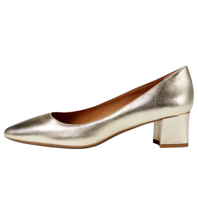 Aquatalia Pasha Metallic Leather Pump Platino L2159-plt Women's In Gold