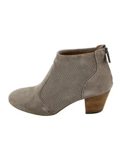 Pre-owned Aquatalia Suede Boots In Gray