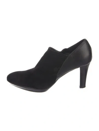 Pre-owned Aquatalia Suede D'orsay Pumps In Black