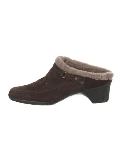 Pre-owned Aquatalia Suede Faux Fur Trim Mules In Brown