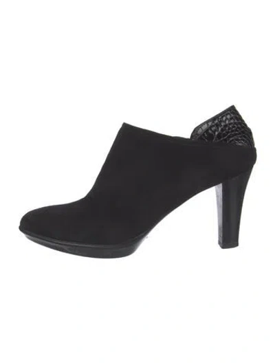 Pre-owned Aquatalia Suede Mules In Black