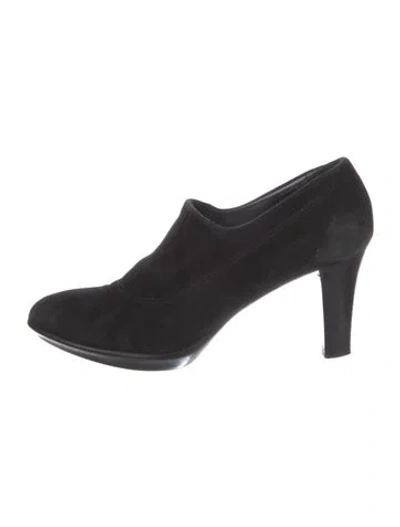 Pre-owned Aquatalia Suede Pumps In Black