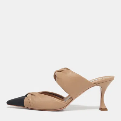 Pre-owned Aquazzura Beige/black Leather And Canvas Twist Cap Toe Heel Mules Size 41 In Sand