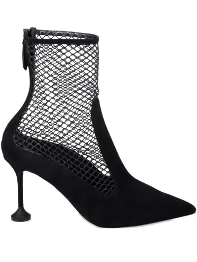 Aquazzura Boots In Black