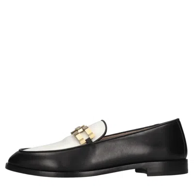 Aquazzura Flat Shoes In Black