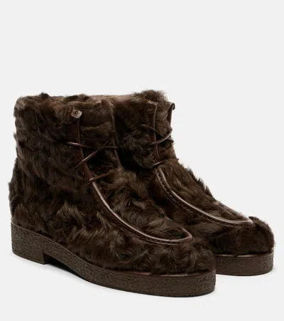 Aquazzura Frostie 20 Shearling Ankle Boots In Brown