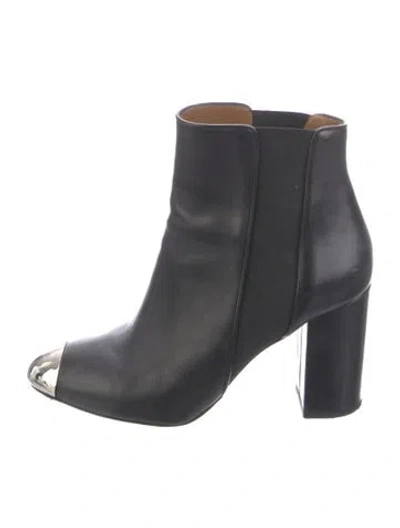 Pre-owned Aquazzura Leather Chelsea Boots In Black
