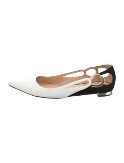 Pre-owned Aquazzura Leather Flats In Black