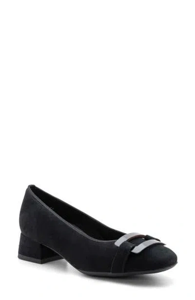 Ara Gentian Pump In Black