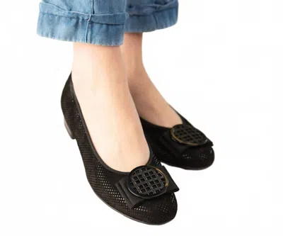 Ara Women Bambi Ballet Flat In Black